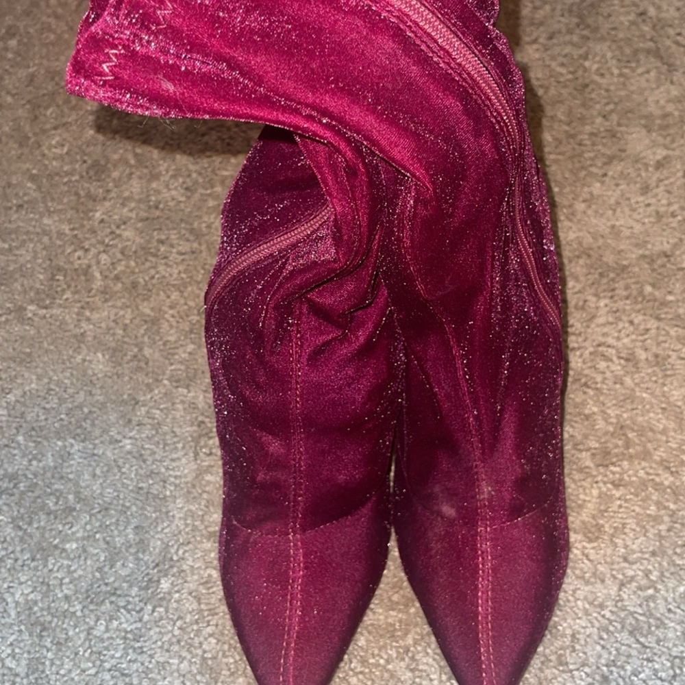 👠👠 - Picture 4 of 4